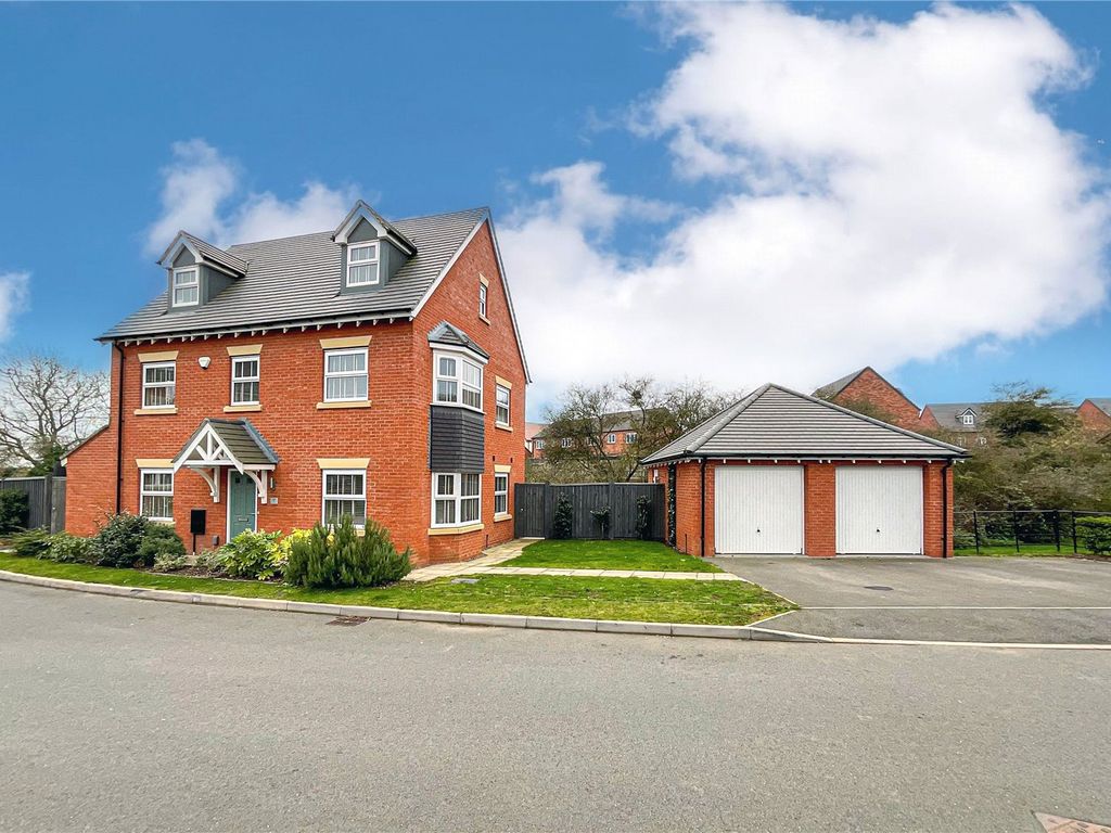 Cornflower Close Tamworth Staffordshire B79  