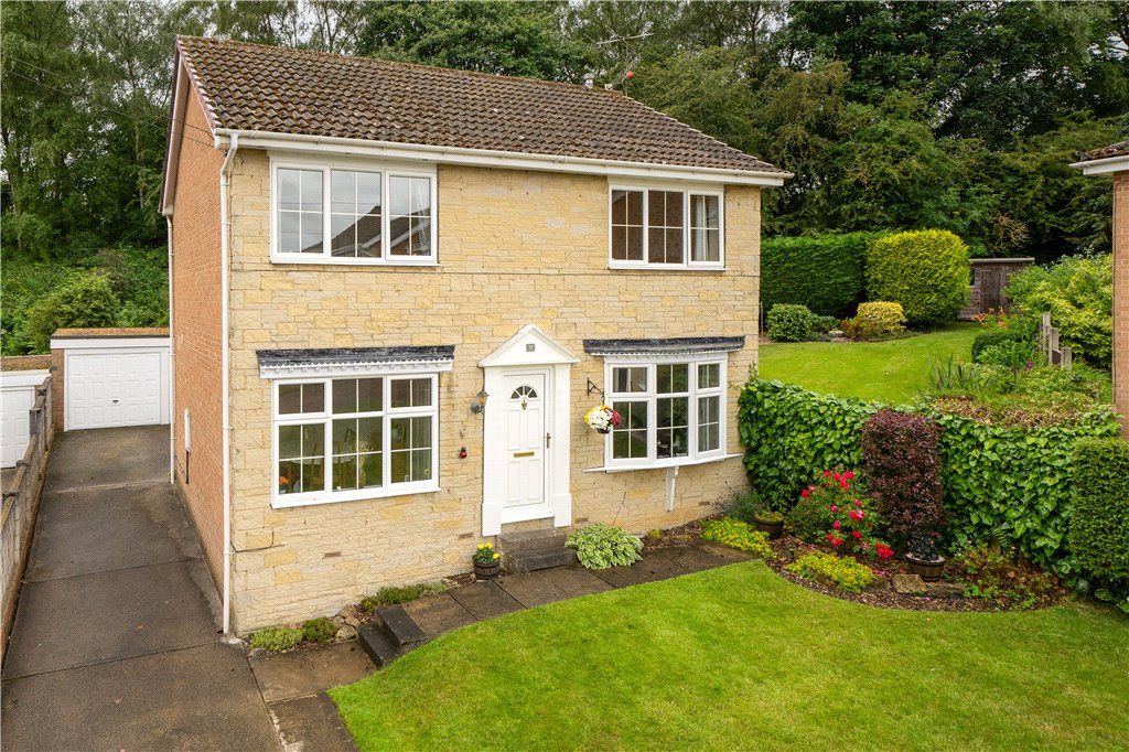 4 bed detached house for sale in Greenfields Way, Burley In Wharfedale