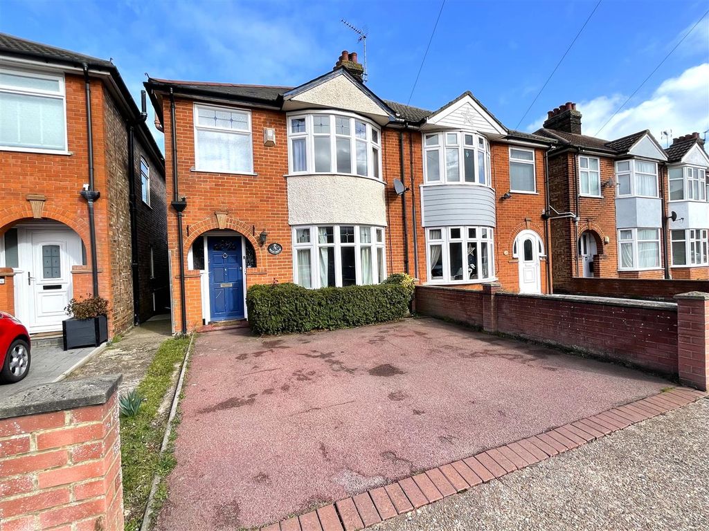 3 bed semidetached house for sale in Dales View Road, Ipswich IP1 Zoopla