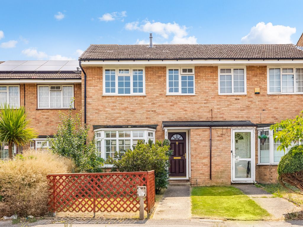 3 bed terraced house for sale in Chantry Road, Chessington KT9, £
