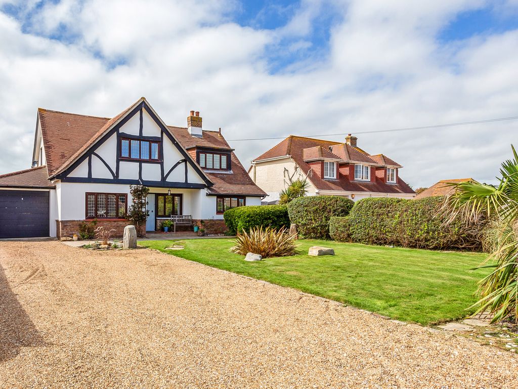 6 bed detached house for sale in Selsey, Chichester PO20, £900,000 Zoopla