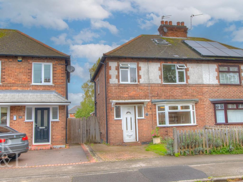 3 bed semidetached house for sale in Eltham Road, West Bridgford