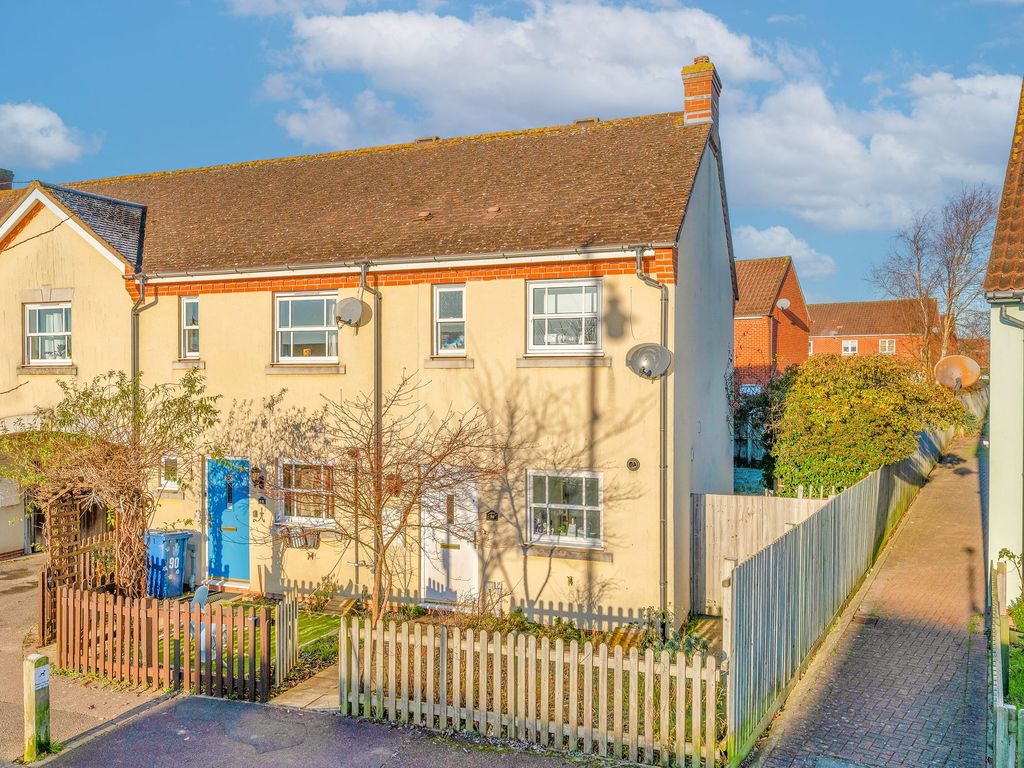 2 bed end terrace house for sale in School Lane, Lower Cambourne CB23