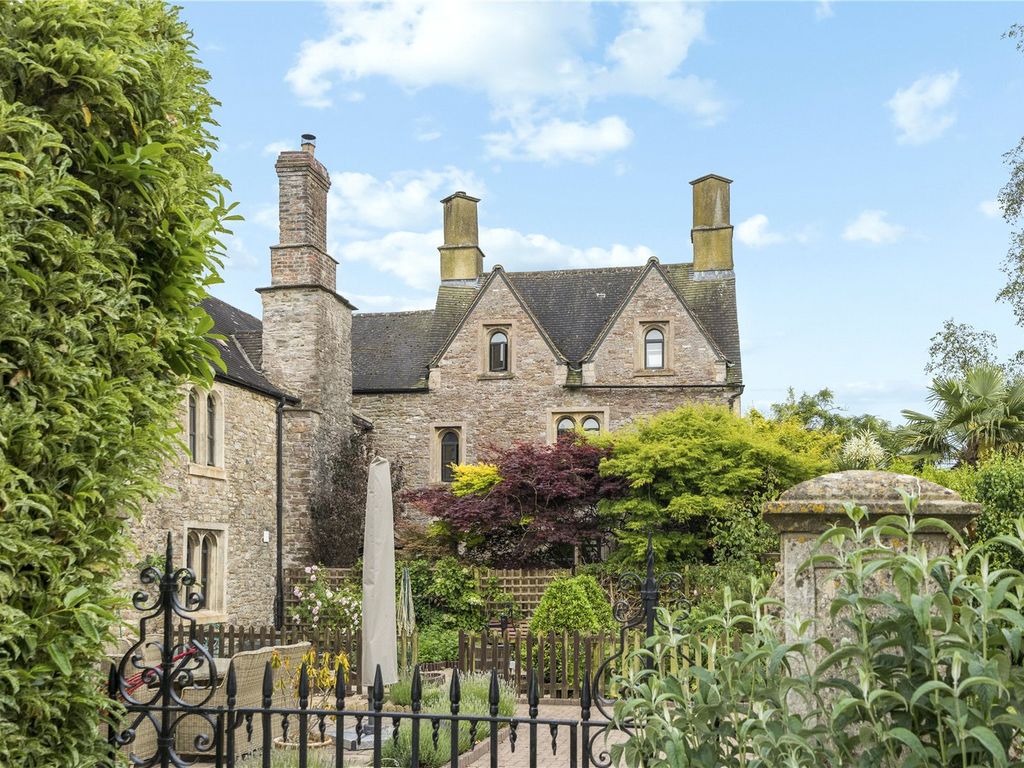 4 bed terraced house for sale in West End, Wickwar, South