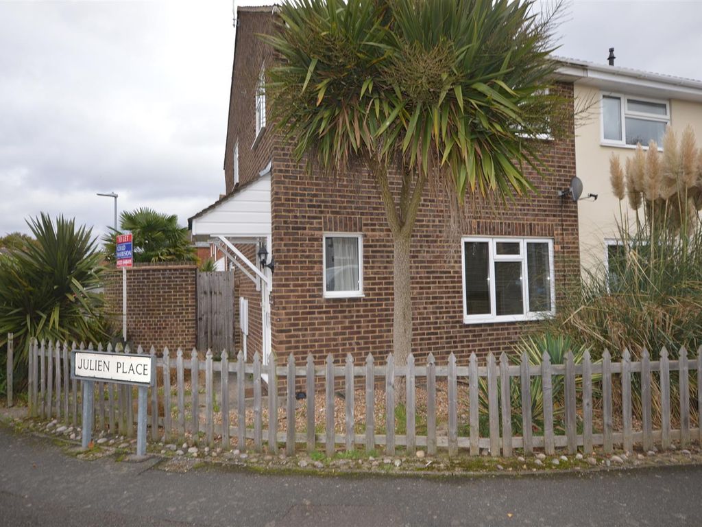 3 bed end terrace house to rent in Julien Place, Willesborough, Ashford