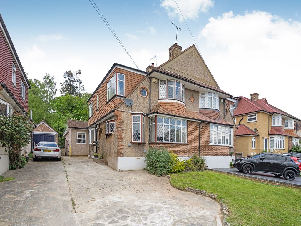 4 bed semidetached house for sale in Courtfield Rise, West Wickham BR4