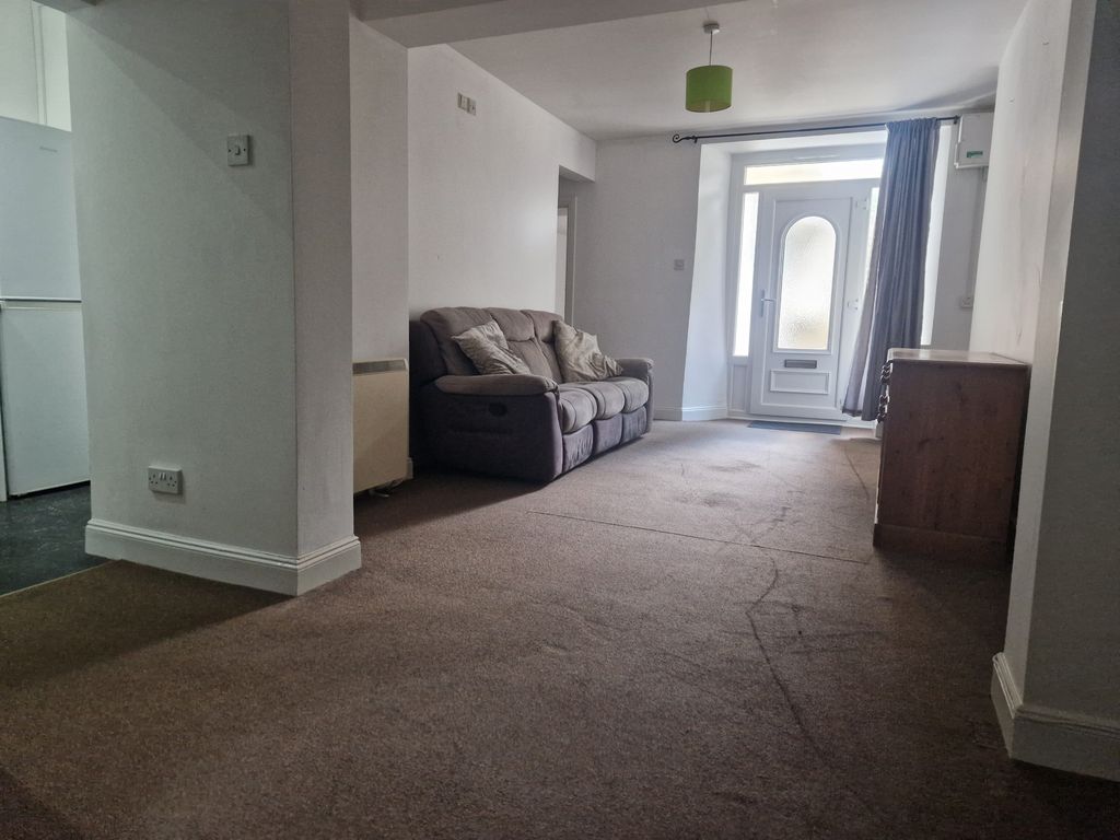 1 bed flat to rent in Heavitree Road, Exeter EX1, £850 pcm Zoopla