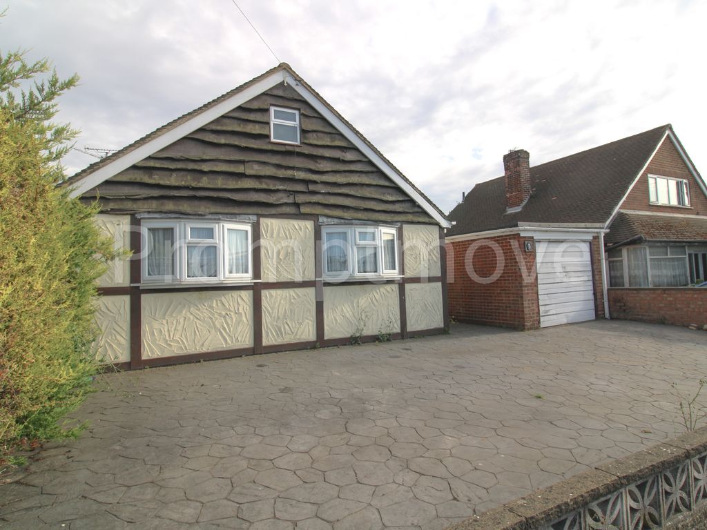 3 bed property to rent in Bampton Road, Luton LU4 Zoopla