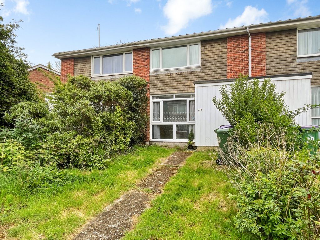 2 bed terraced house for sale in Darnley Close, Folkestone, Kent CT20