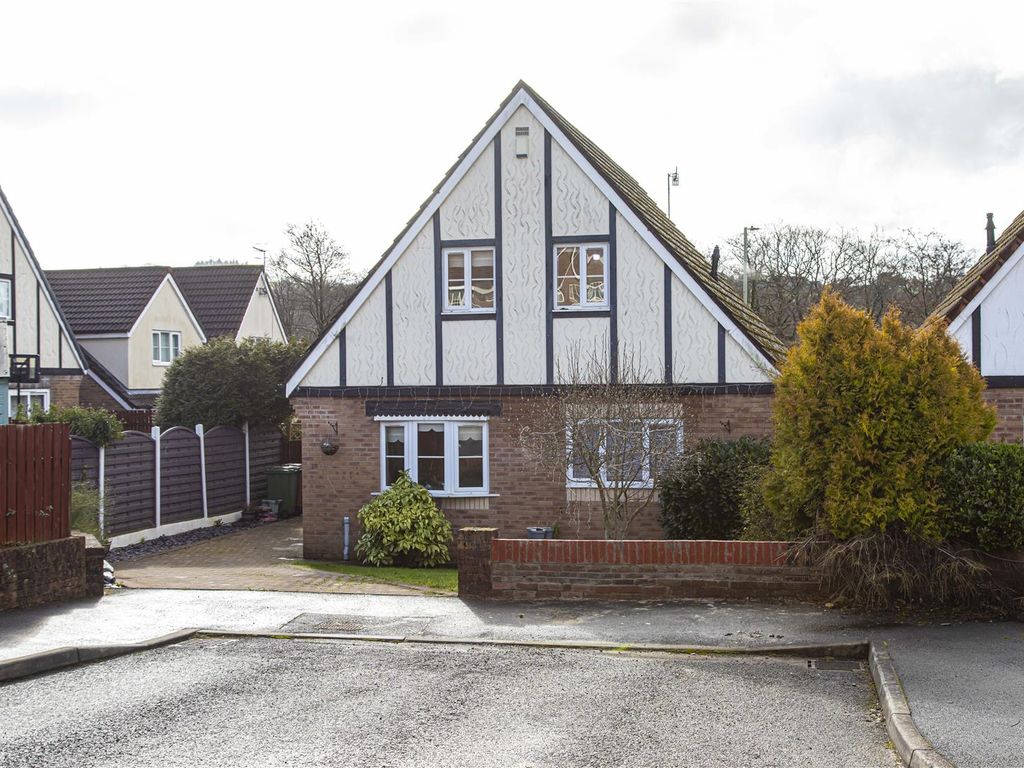 4 bed detached house to rent in Cae Llwyndu CF46 Zoopla