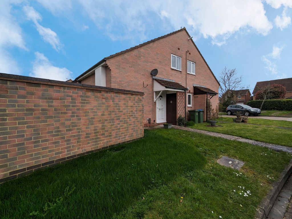 1 bed semidetached house for sale in Goodwood Close, Titchfield Common