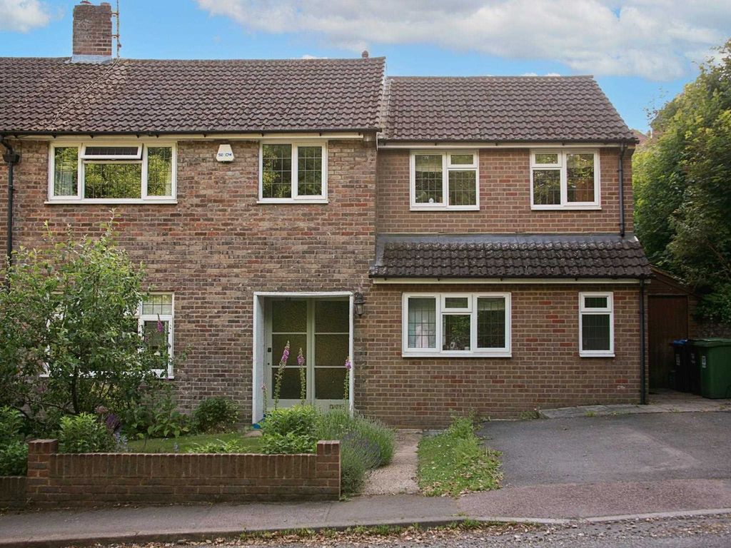 4 bed semidetached house for sale in Frogmore Street, Tring HP23 Zoopla