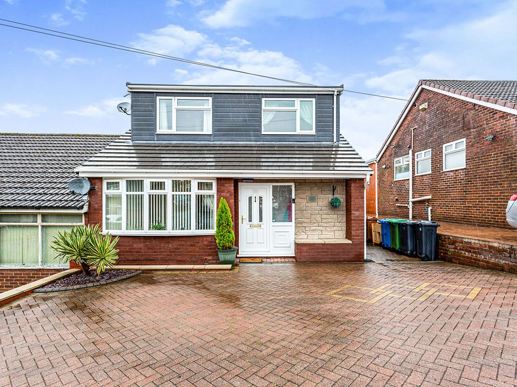 3 bed semidetached house for sale in Linkside Avenue, Royton, Oldham