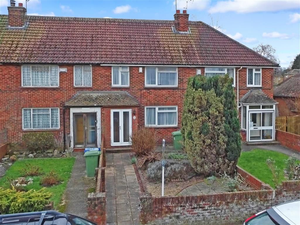 3 bed terraced house for sale in Lower Road, Faversham, Kent ME13 Zoopla