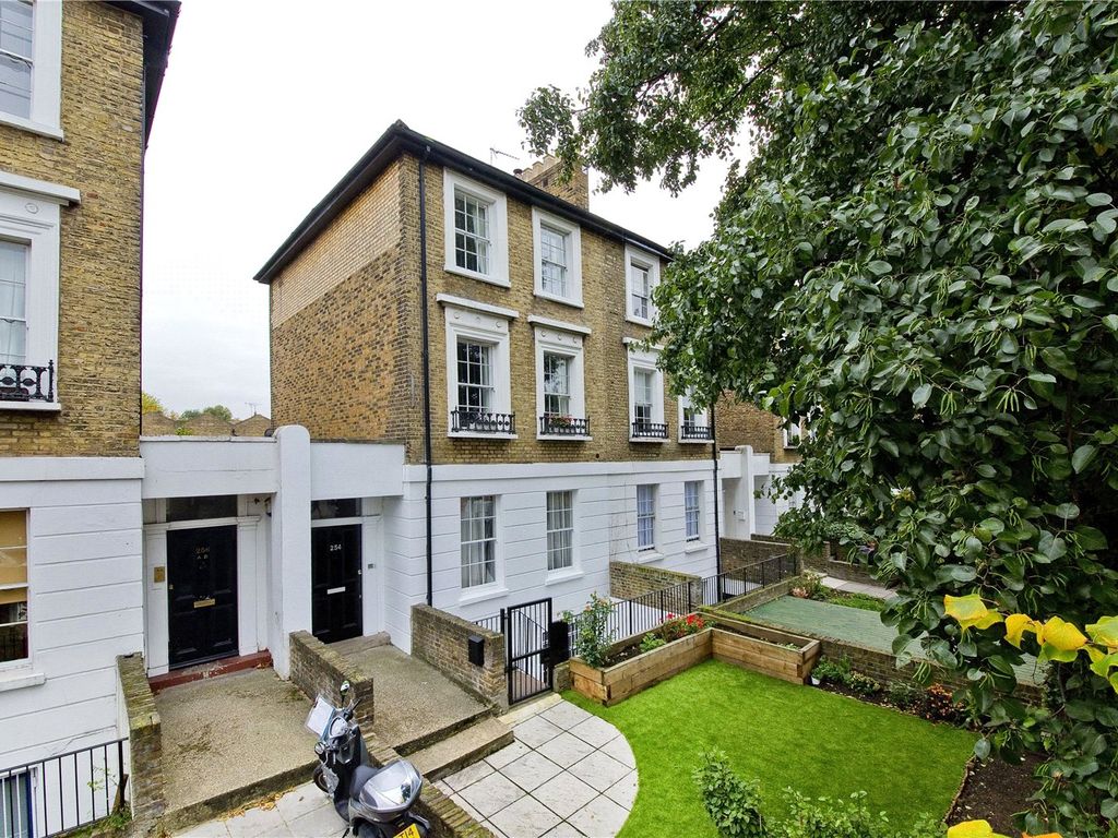 Caledonian Road, Barnsbury, London N1  