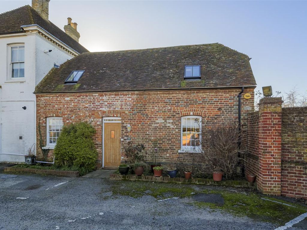 2 bed semidetached house for sale in The Mount, London Road, Faversham