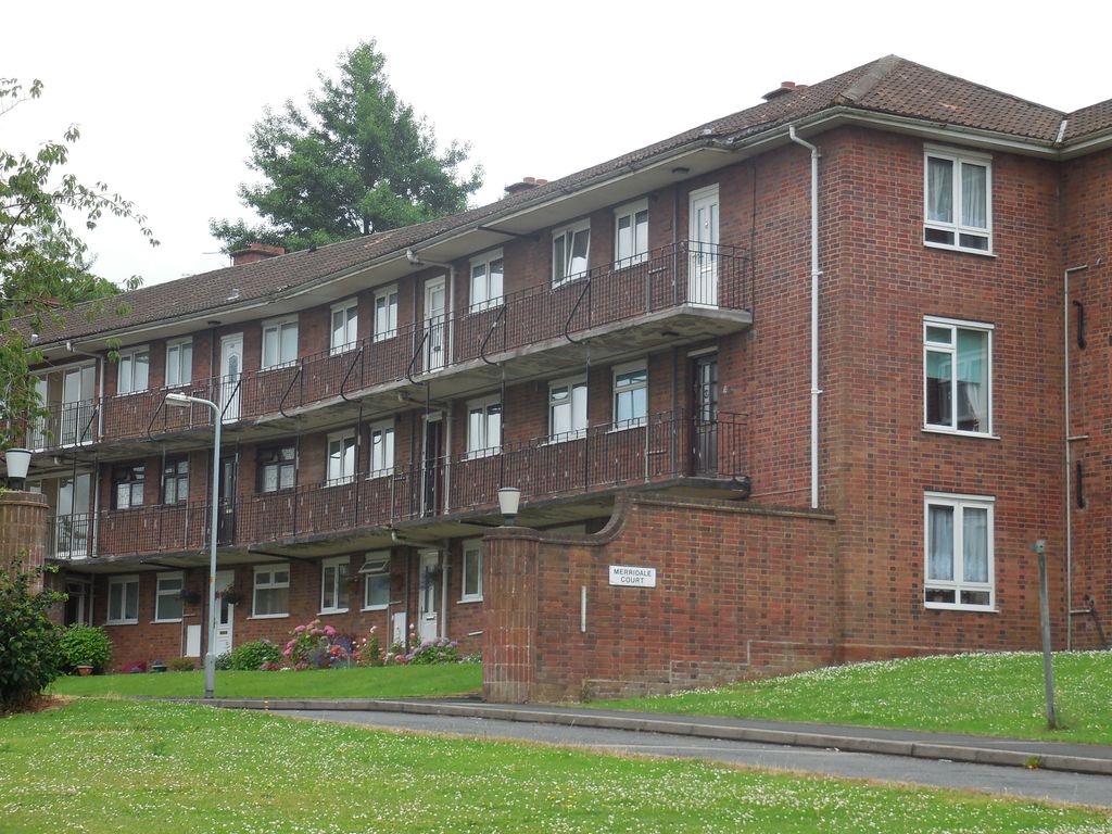 2 bed flat to rent in Merridale Road, Wolverhampton WV3, £750 pcm Zoopla
