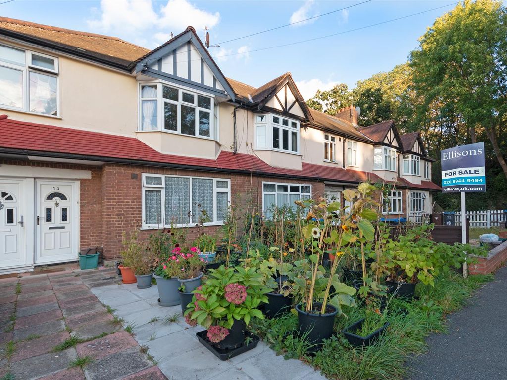 2 bed for sale in Heyford Avenue, London SW20, £375,000 Zoopla