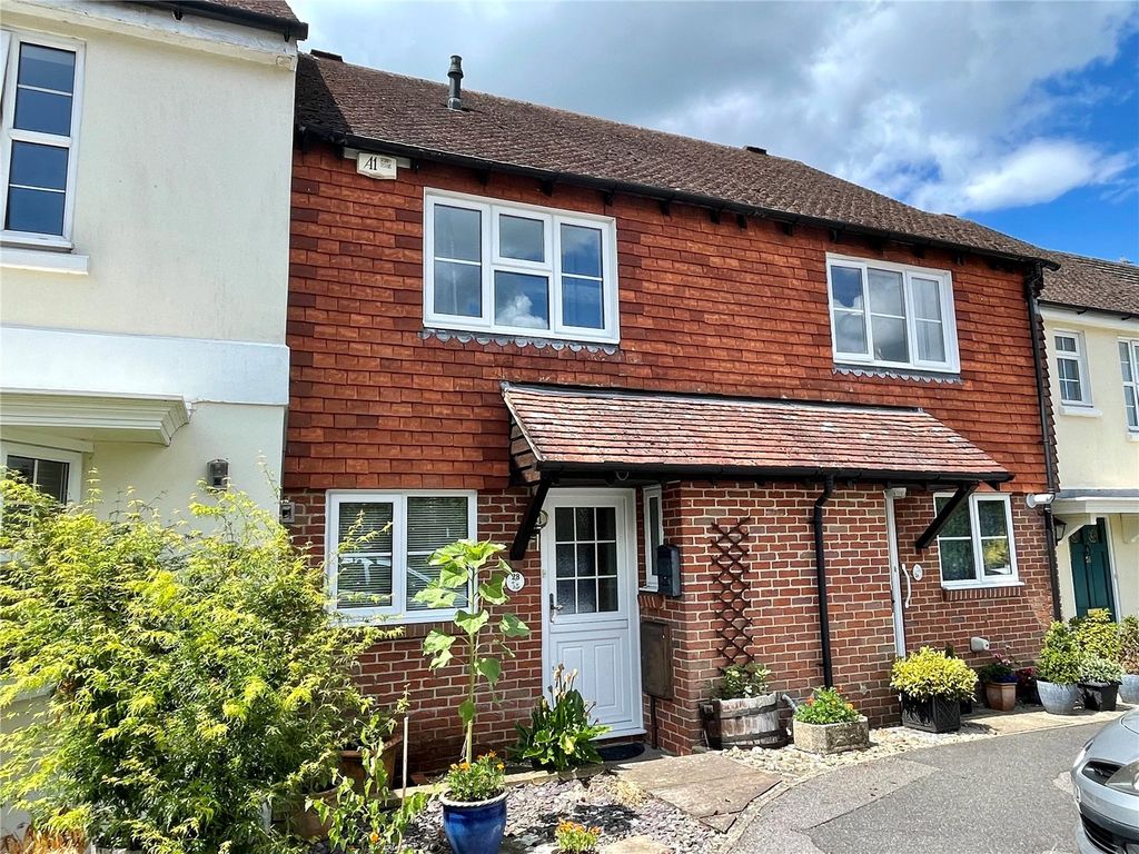 2 bed terraced house for sale in Barlavington Way, Midhurst, West