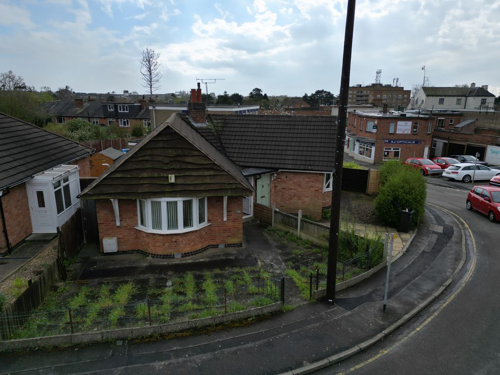 1 bed semidetached bungalow for sale in Brooksby Drive, Leicester LE2