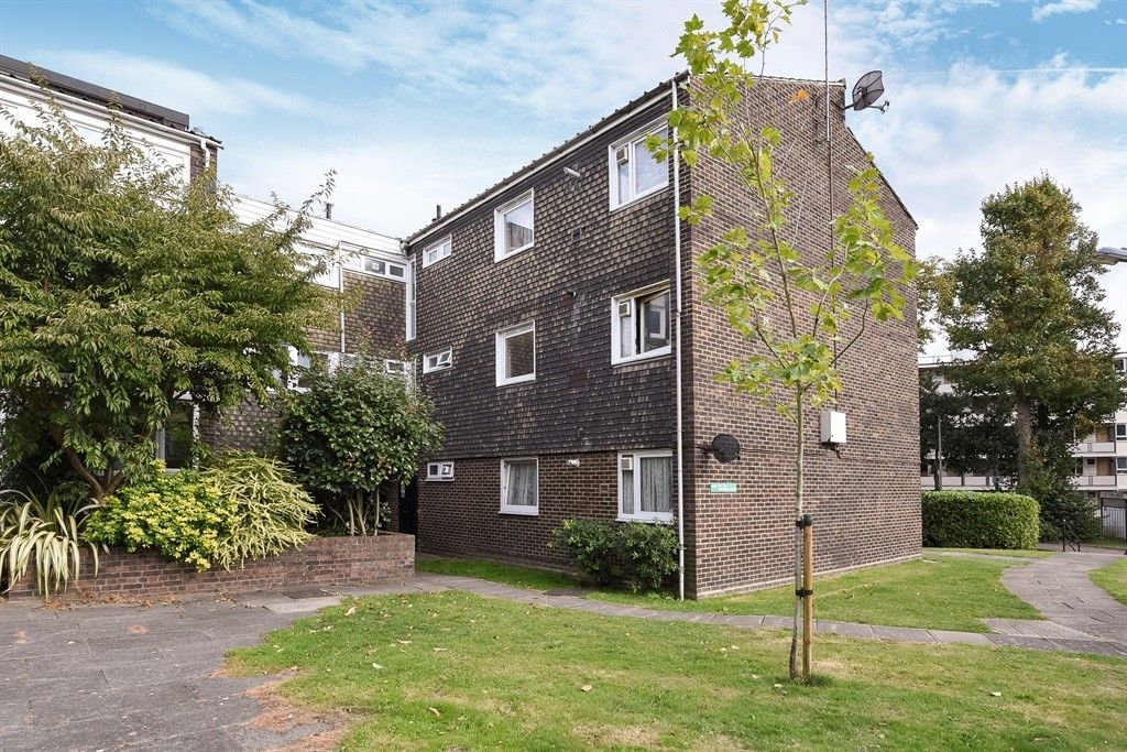 Studio for sale in Victoria Drive, London SW19, £250,000 Zoopla