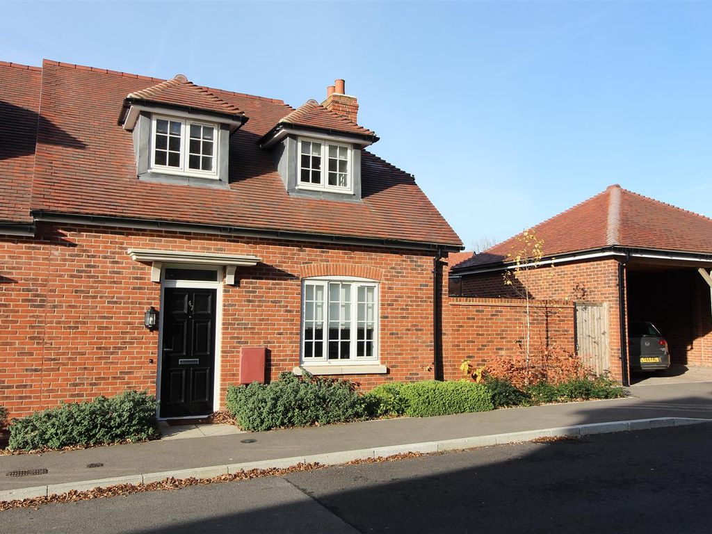 2 bed semidetached house to rent in Three Fields Road, Tenterden TN30
