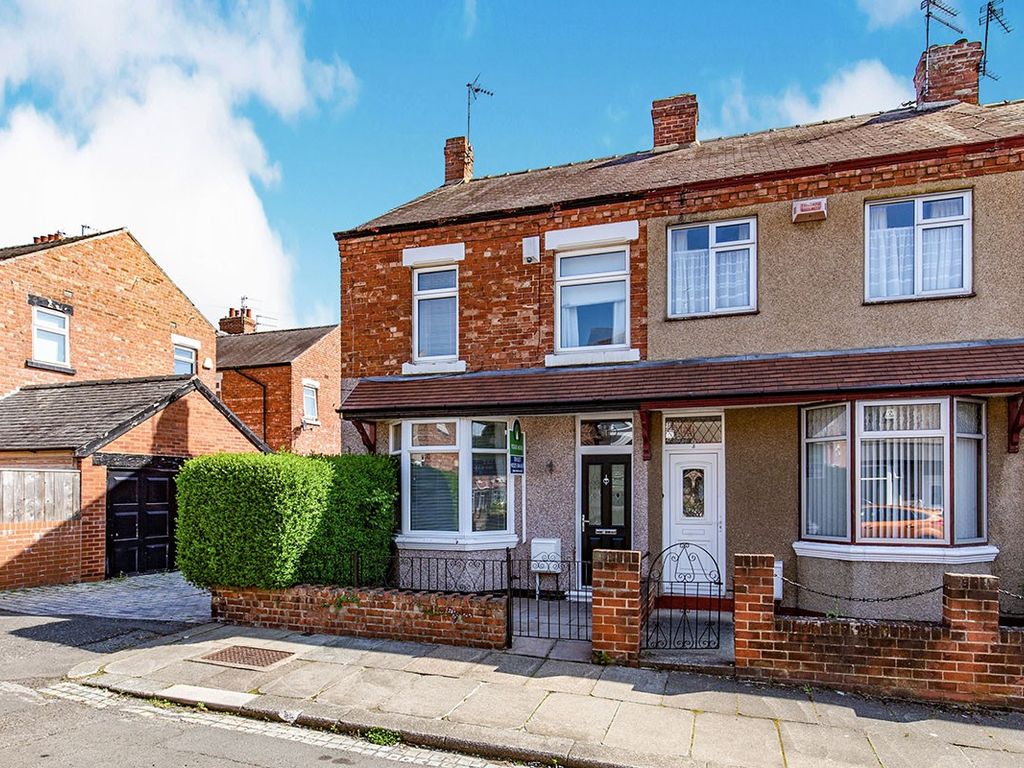 3 bed detached house to rent in Coniston Street, Darlington, County