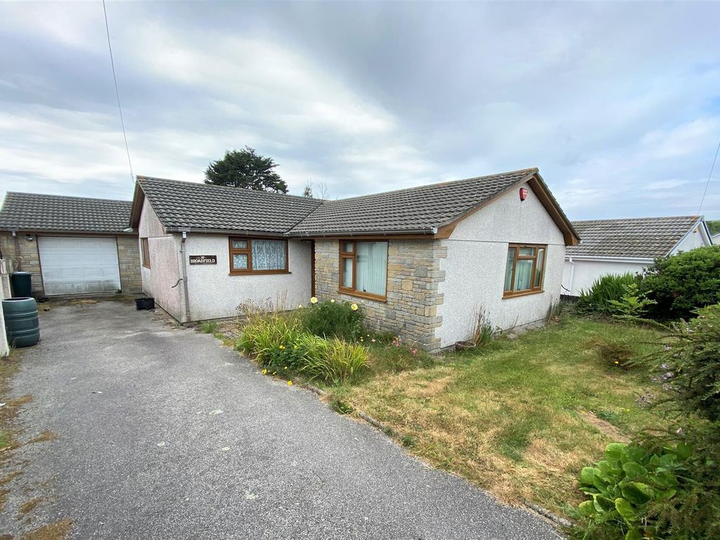 3 bed detached bungalow for sale in Polgine Close, Troon, Camborne TR14