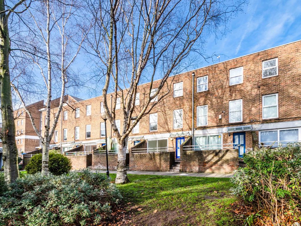 4 bed detached house for sale in Christchurch Square, London E9 Zoopla