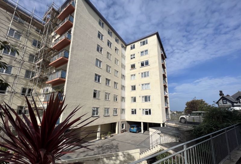 2 bed flat for sale in Ridgeway Road, Torquay TQ1, £80,000 Zoopla