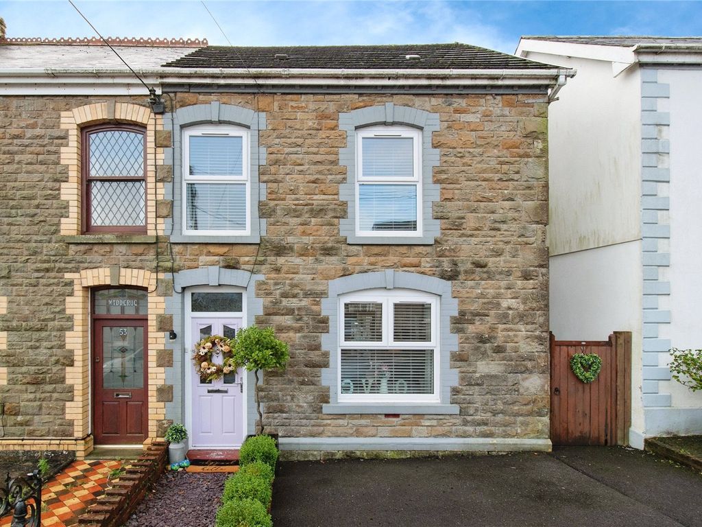 3 bed semidetached house for sale in Tycroes Road, Tycroes, Ammanford