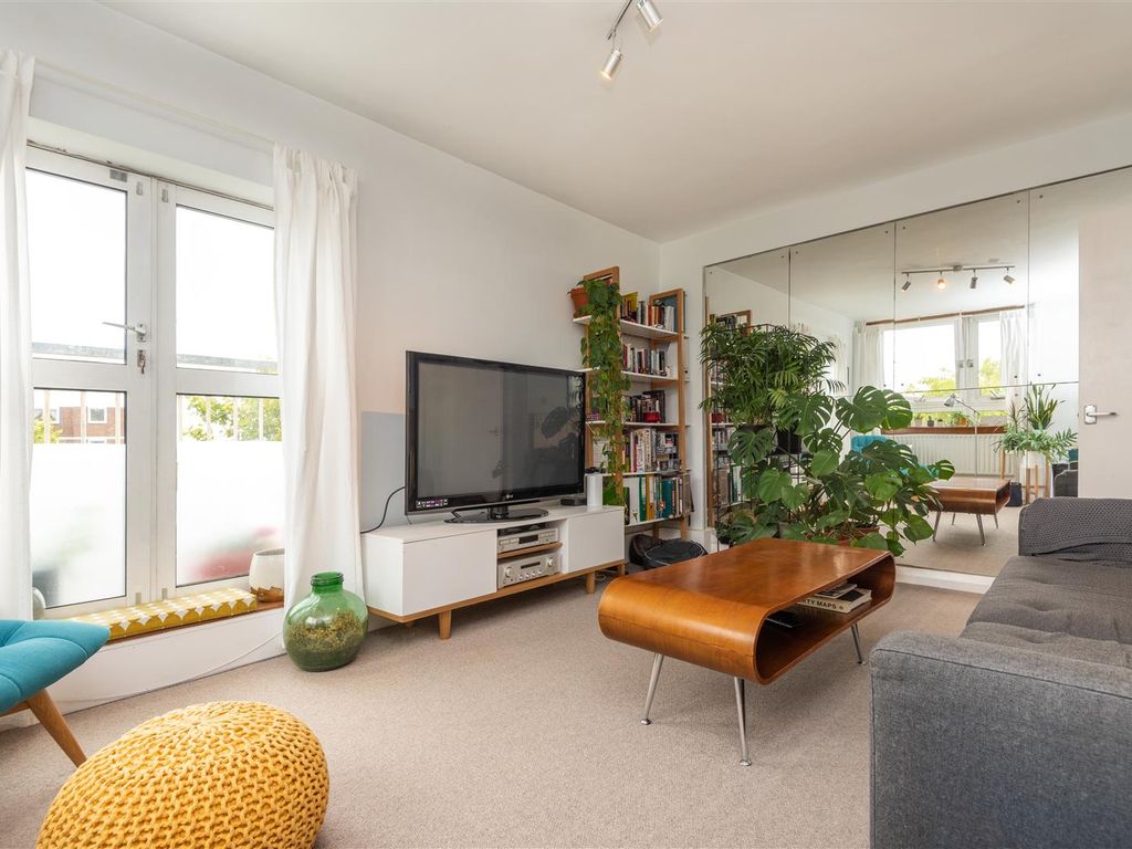 Approach Road London E2  