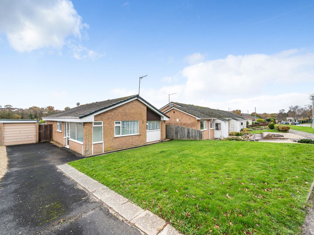 3 bed bungalow for sale in Honiton Bottom Road, Honiton, Devon EX14, £300,000 Zoopla