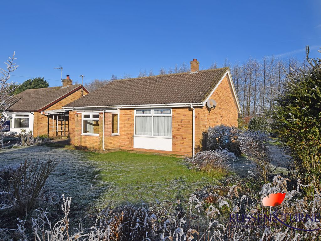 3 bed bungalow for sale in Linden Road, Clenchwarton, King's Lynn PE34 Zoopla