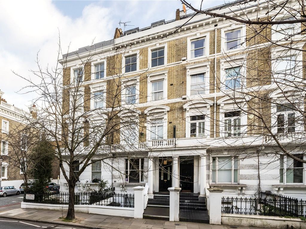 2 bed flat for sale in Redcliffe Gardens, London SW10, £749,950 Zoopla