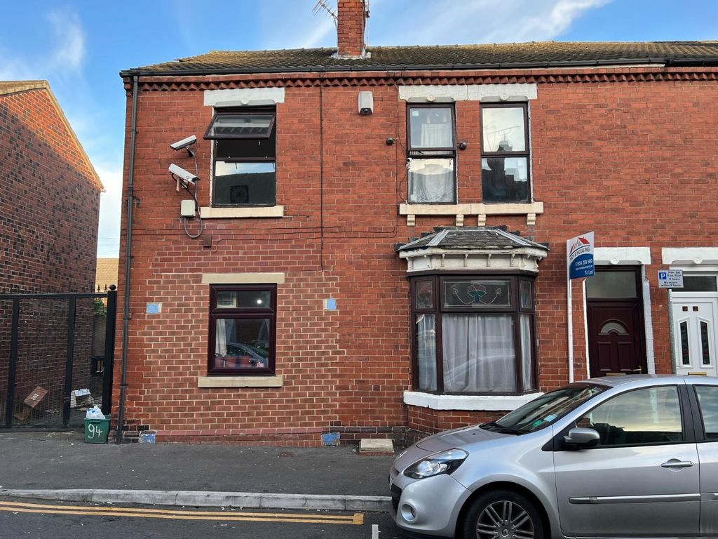 7 bed property for sale in Somerset Road, Hyde Park, Doncaster DN1 Zoopla