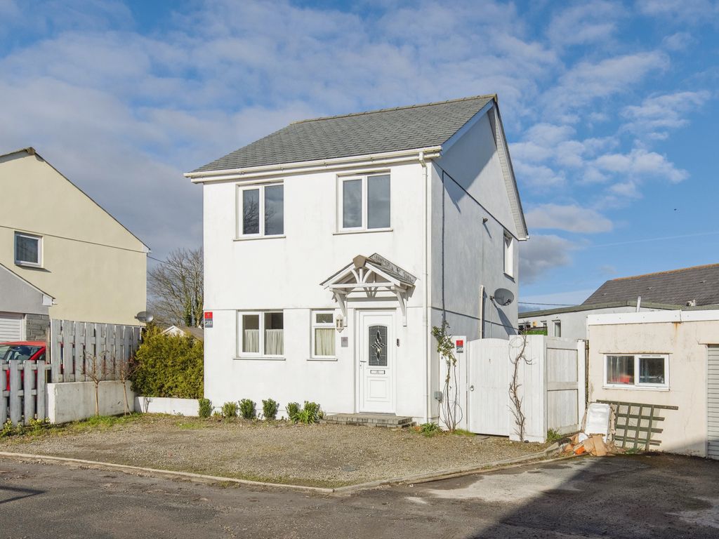 3 bed detached house for sale in Park Lane, Bugle, St. Austell