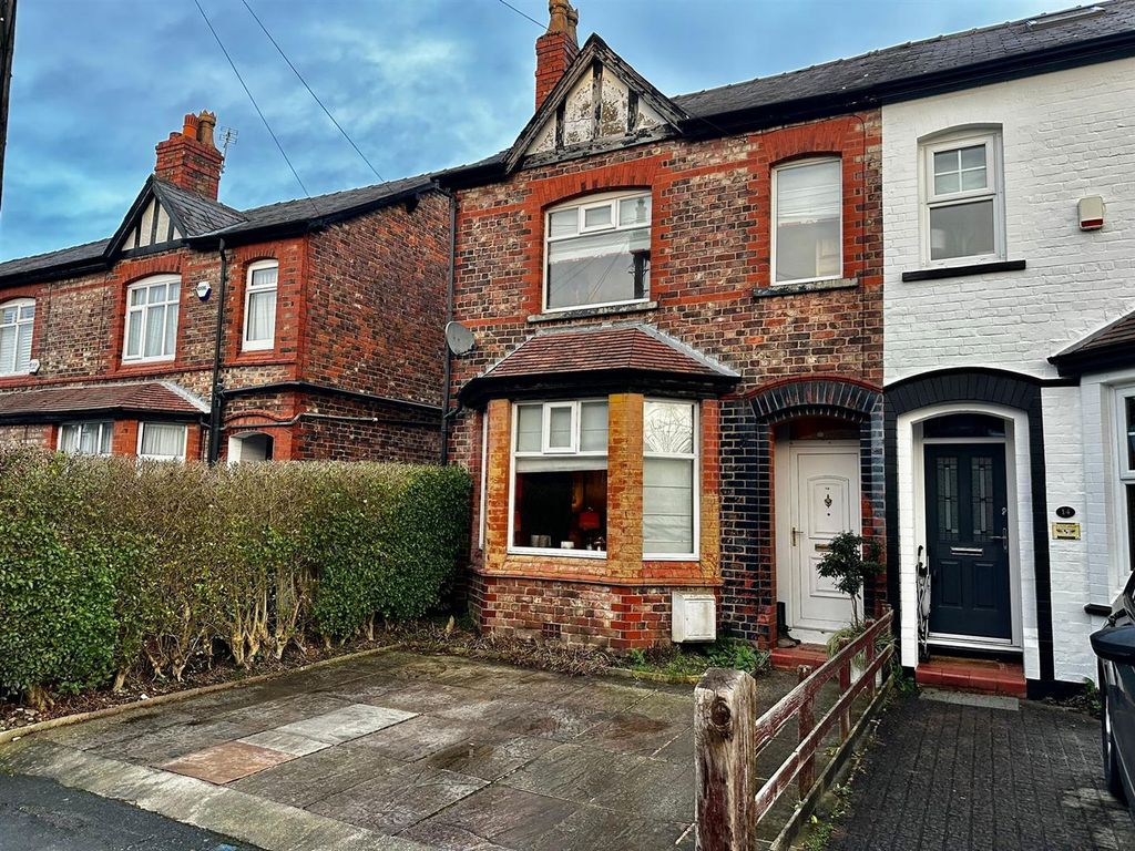 3 bed property for sale in Appleton Road, Hale, Altrincham WA15, £ ...