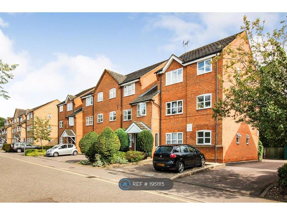 Room to rent in Hilda Wharf, Aylesbury HP20, £850 pcm Zoopla