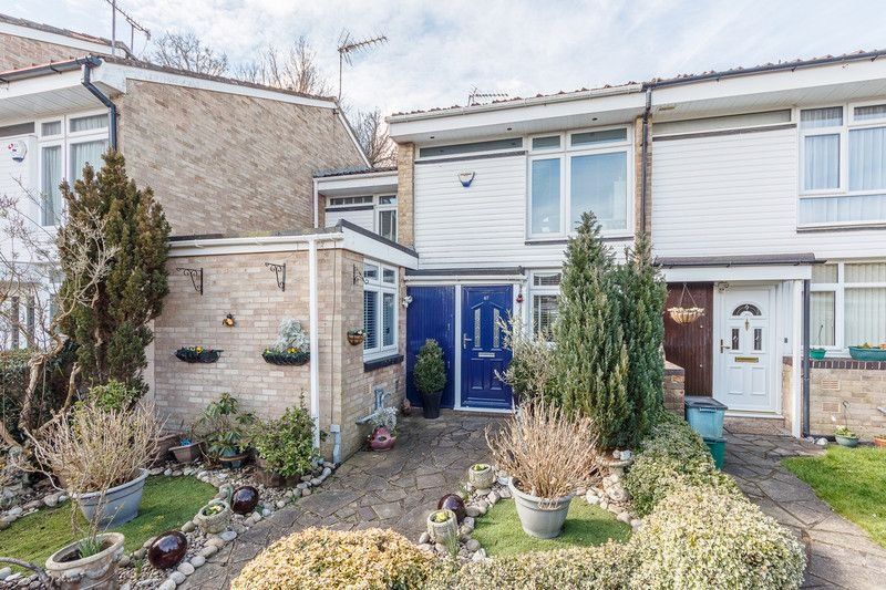 3 bed terraced house for sale in Court Wood Lane, Croydon CR0, £425,000