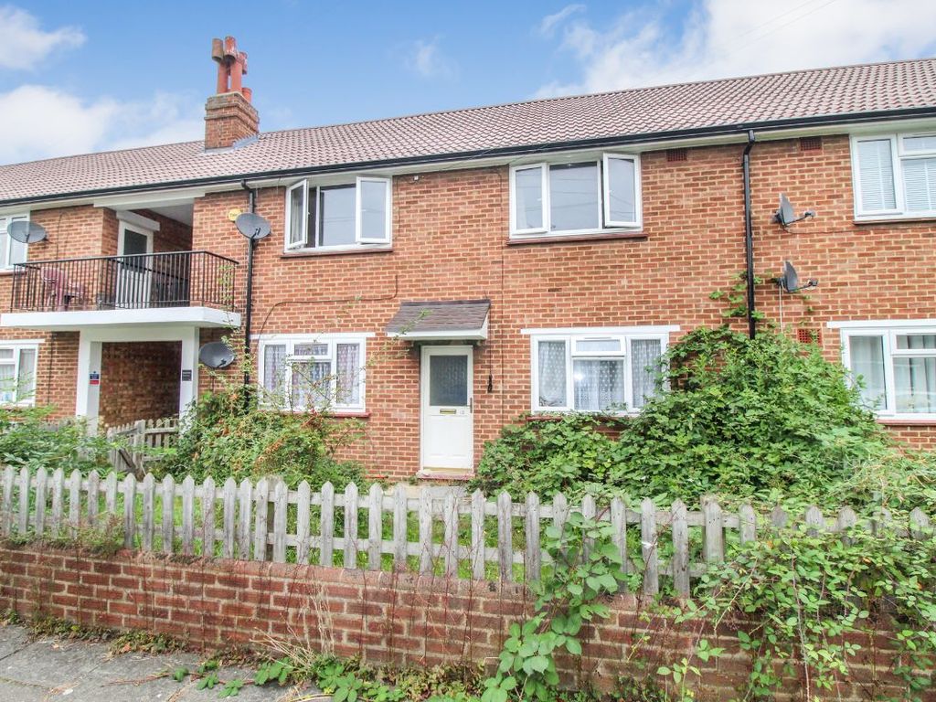 2 bed flat to rent in Hereford Road, Shortstown, Bedford MK42, £950 pcm Zoopla