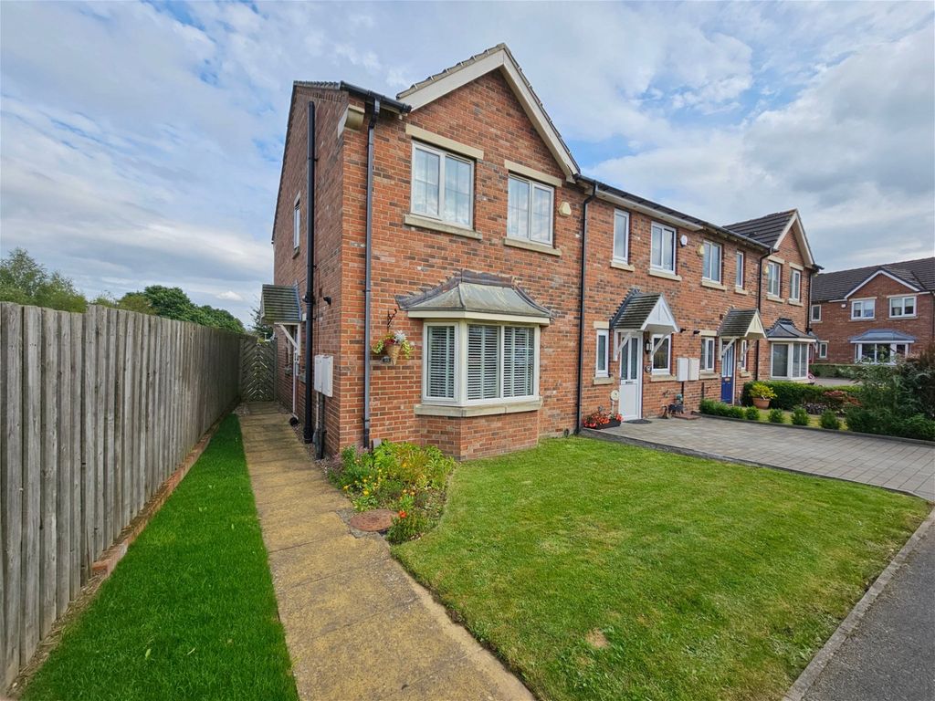 3 bed end terrace house for sale in Ashleigh Vale, Barnsley S70, £