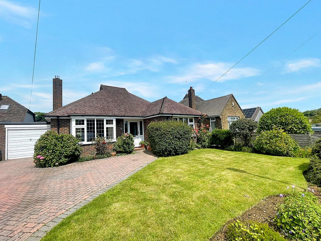2 bed detached bungalow for sale in Goodwood Road, Worthing BN13, £450,000 Zoopla
