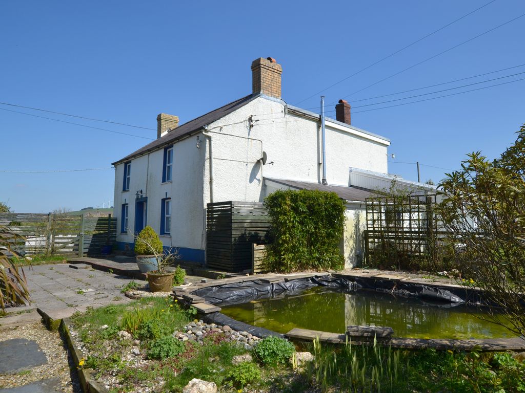 4 bed detached house for sale in Tanglwst, Capel Iwan, Newcastle Emlyn