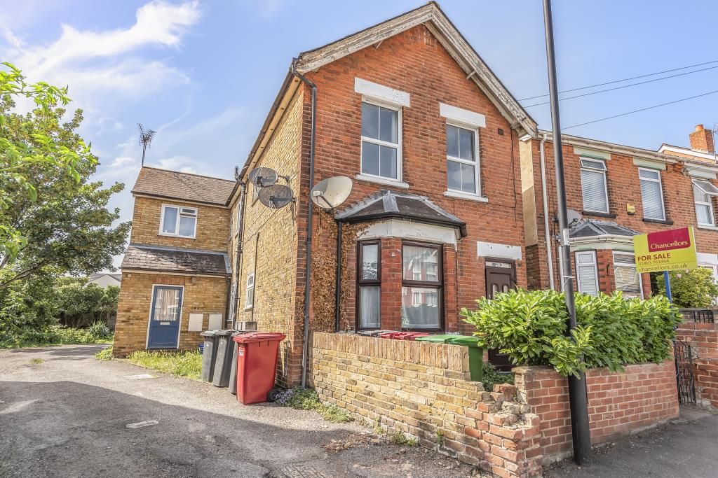 1 bed flat to rent in Slough, Berkshire SL1, £950 pcm Zoopla