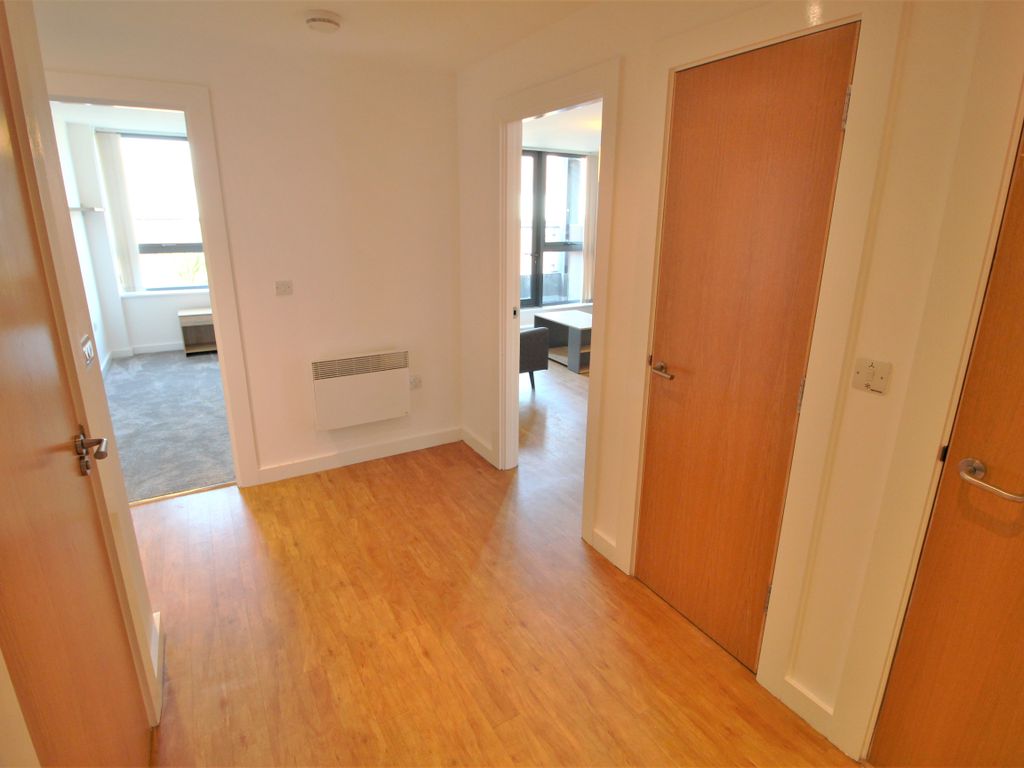 2 bed flat to rent in Bury Street, Salford M3, £1,200 pcm Zoopla