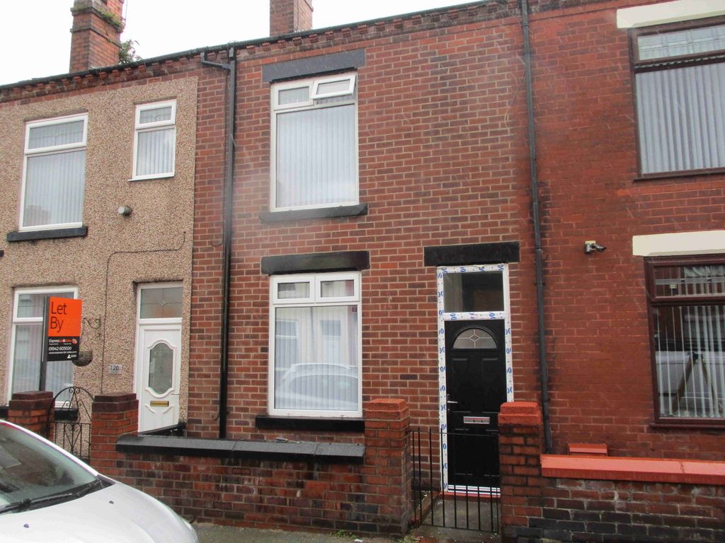 2 bed terraced house to rent in Gordon Street, Leigh, Greater
