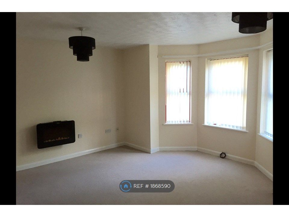 2 bed flat to rent in Hulse Road, Southampton SO15, £1,100 pcm Zoopla