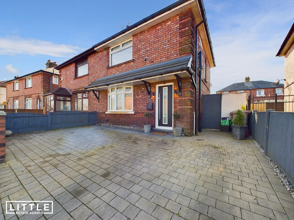 3 bed semidetached house for sale in Hewitt Avenue, St. Helens WA10, £