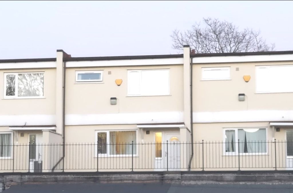 2 bed terraced house to rent in Weoley Castle Road, Birmingham, West